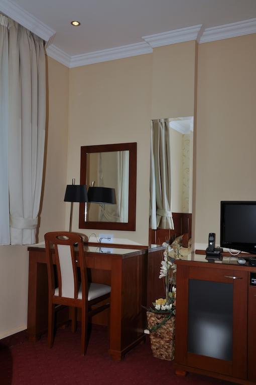 Hotel Botika Kraljevo Rom bilde