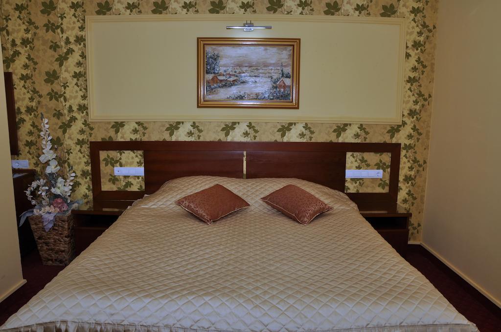 Hotel Botika Kraljevo Rom bilde